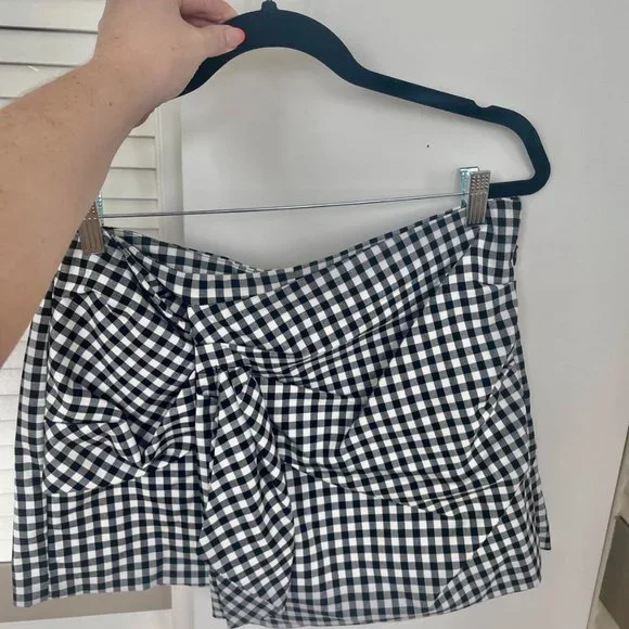 Skort - Picture 3 of 4